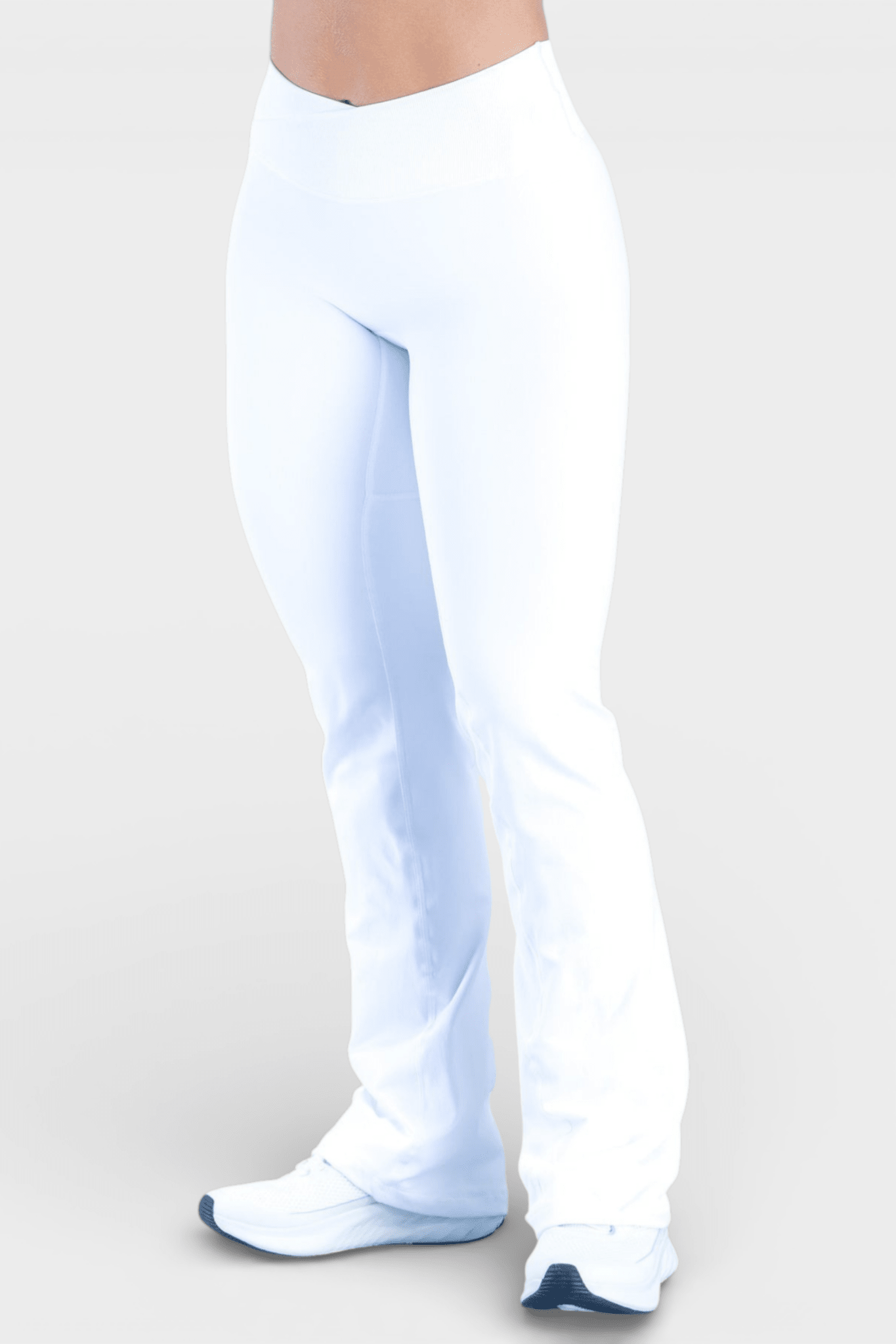 Aure Core Flare Pants