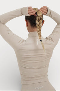 Aura Core Short Zippy